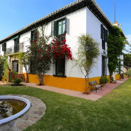 Clavero Villa
